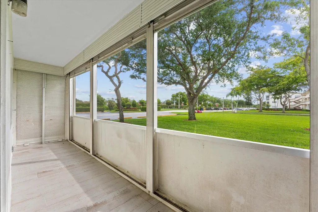 308 Preston H Boca Raton FL 33434