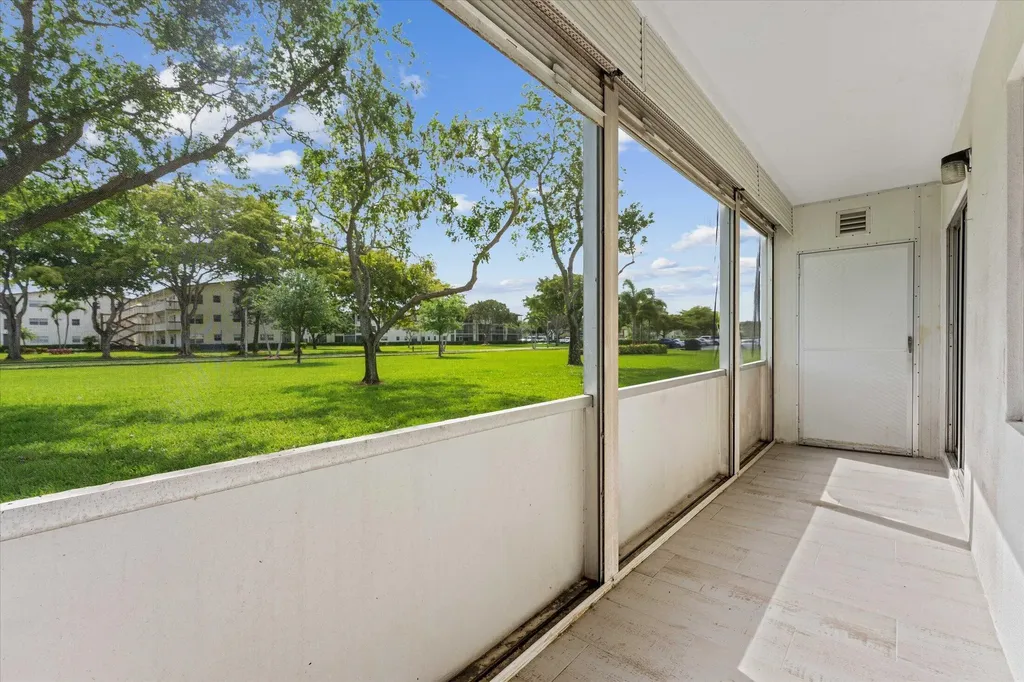 308 Preston H Boca Raton FL 33434