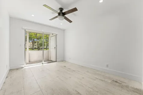 308 Preston H Boca Raton FL 33434
