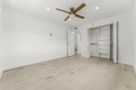 308 Preston H Boca Raton FL 33434