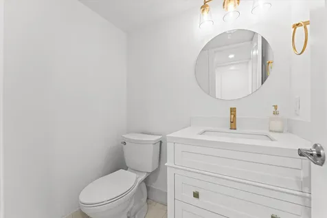308 Preston H Boca Raton FL 33434