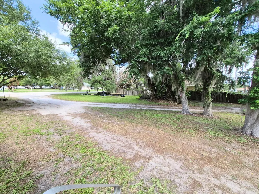 301 SE 5th Avenue Okeechobee FL 34974