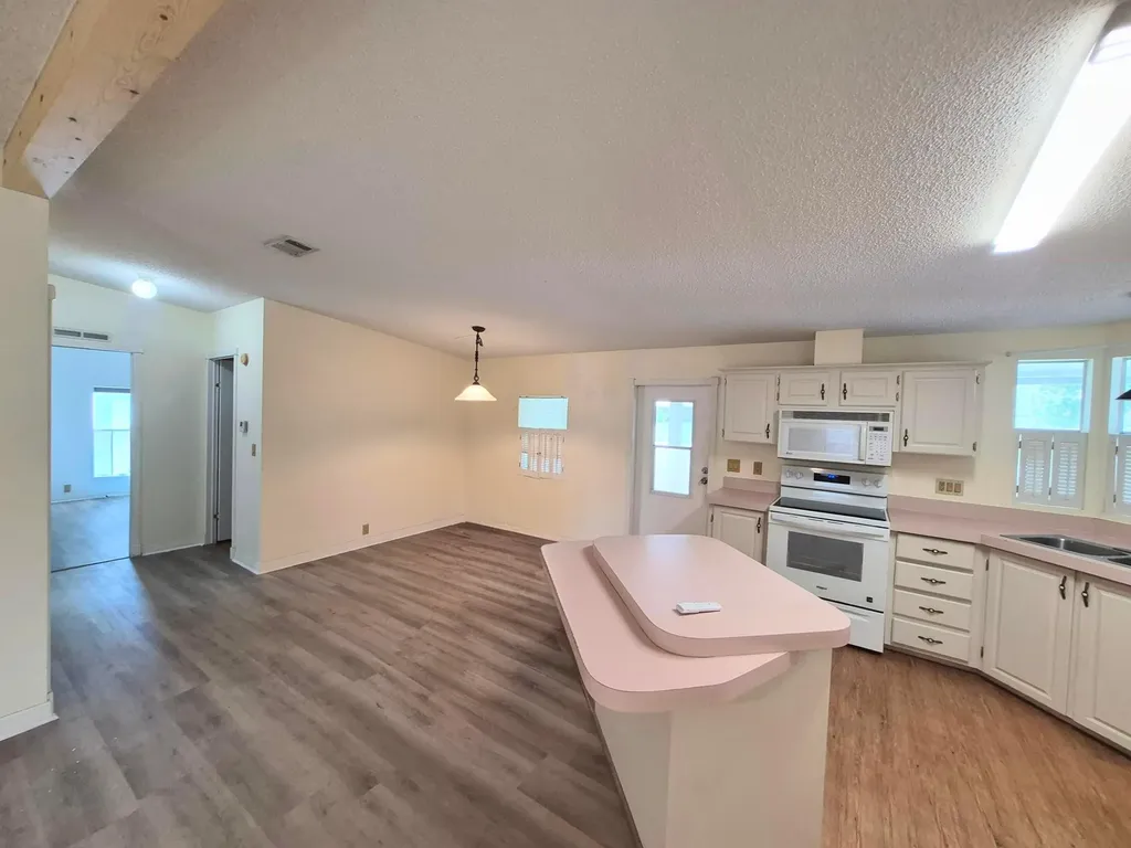 301 SE 5th Avenue Okeechobee FL 34974