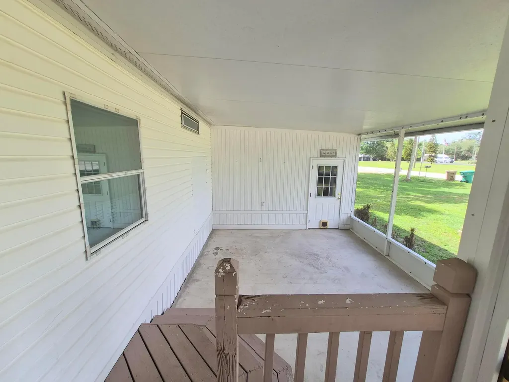 301 SE 5th Avenue Okeechobee FL 34974