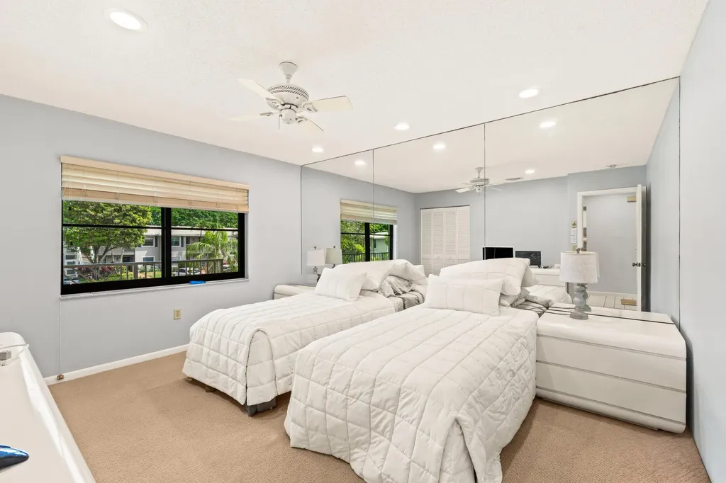 46 Stratford Lane W Boynton Beach FL 33436