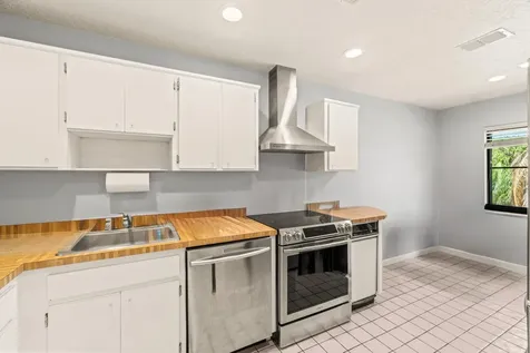 46 Stratford Lane W Boynton Beach FL 33436