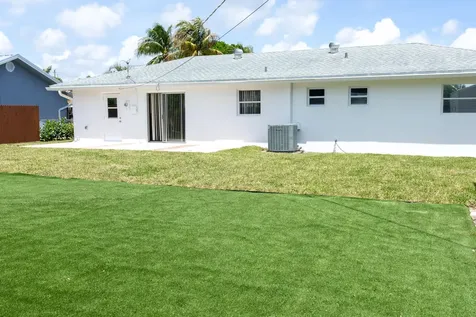 3360 Sapphire Road Lake Worth FL 33462