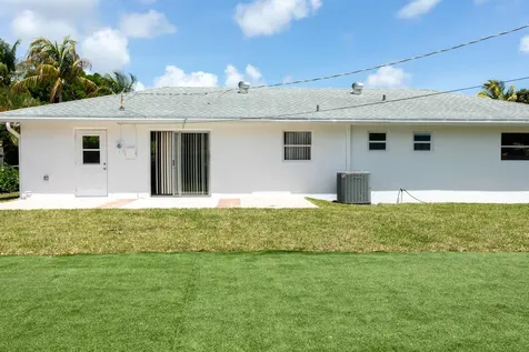 3360 Sapphire Road Lake Worth FL 33462