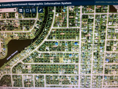 22492 Cleveland Avenue Port Charlotte FL 33954