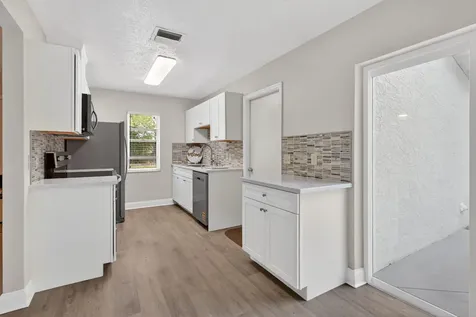 5781 SE Pine Drive Stuart FL 34997