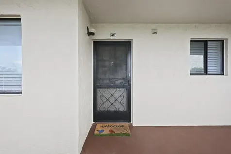 3154 Via Poinciana Greenacres FL 33467