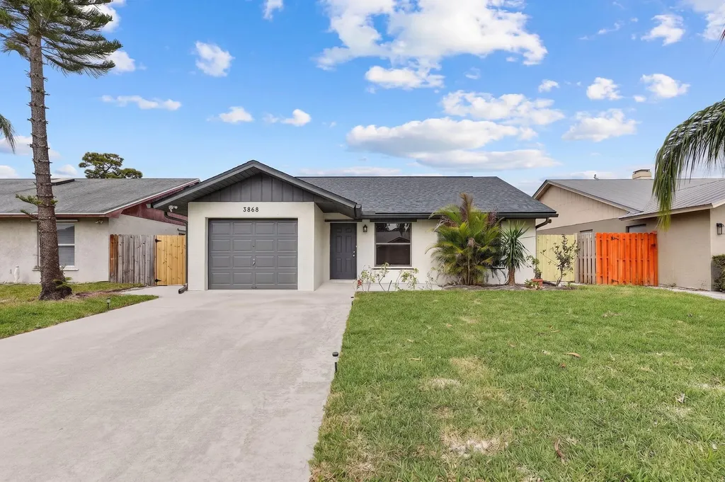 5868 SE Collins Avenue Stuart FL 34997