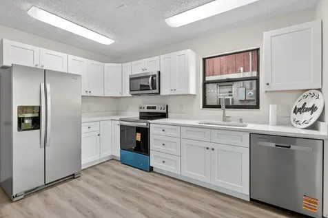 5868 SE Collins Avenue Stuart FL 34997