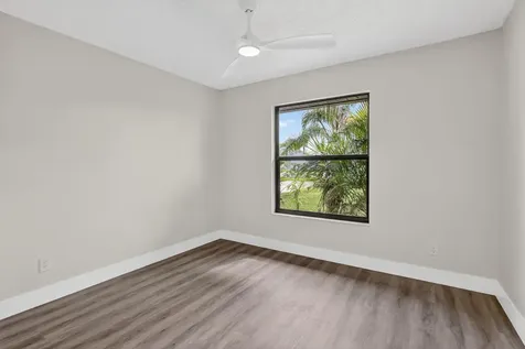 5868 SE Collins Avenue Stuart FL 34997