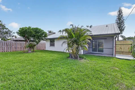 5868 SE Collins Avenue Stuart FL 34997