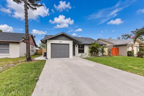 5868 SE Collins Avenue Stuart FL 34997
