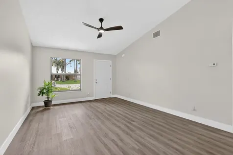 5868 SE Collins Avenue Stuart FL 34997