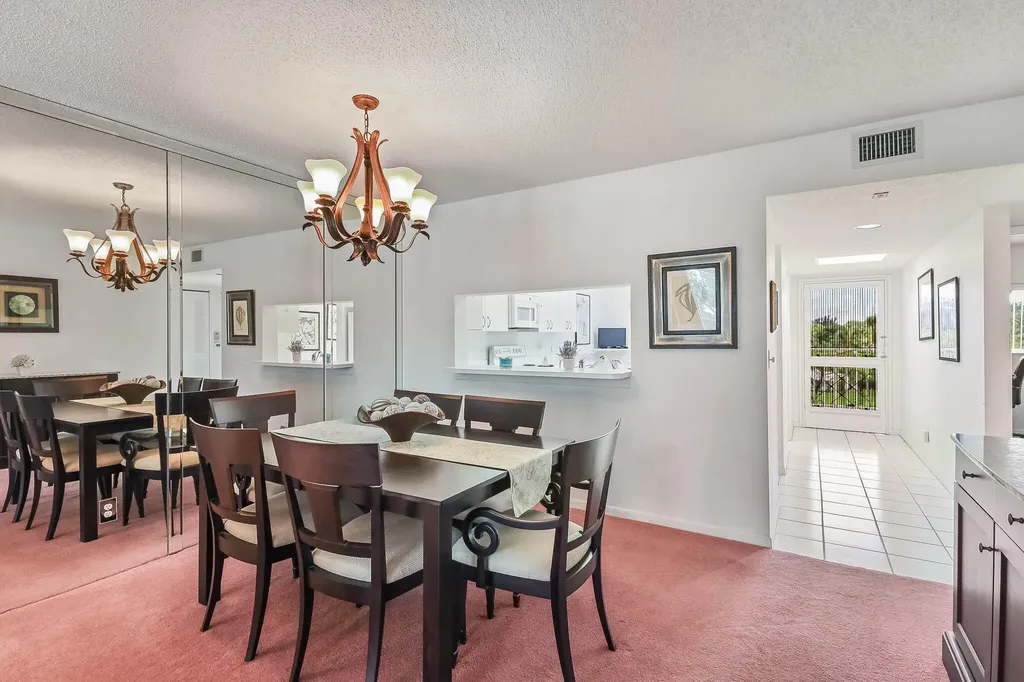 4735 E Lucerne Lakes Boulevard E Lake Worth FL 33467