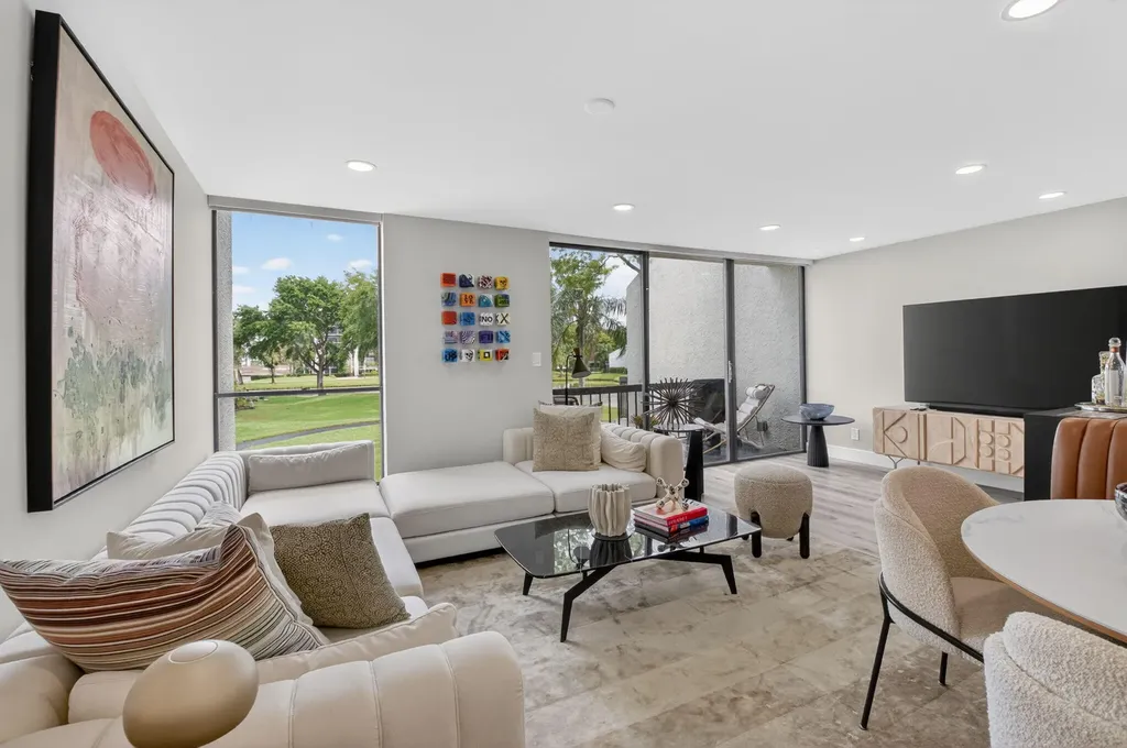1005 Bridgewood Place Boca Raton FL 33434