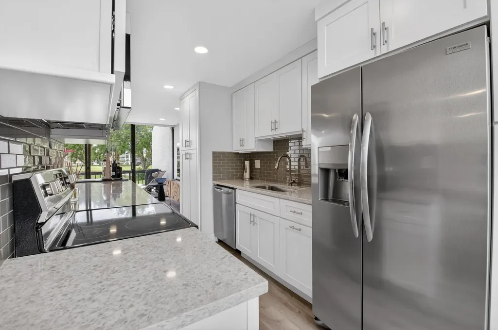 1005 Bridgewood Place Boca Raton FL 33434