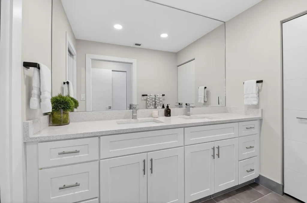 1005 Bridgewood Place Boca Raton FL 33434