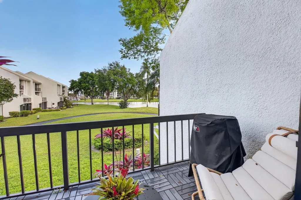 1005 Bridgewood Place Boca Raton FL 33434