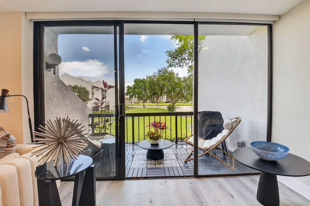1005 Bridgewood Place Boca Raton FL 33434