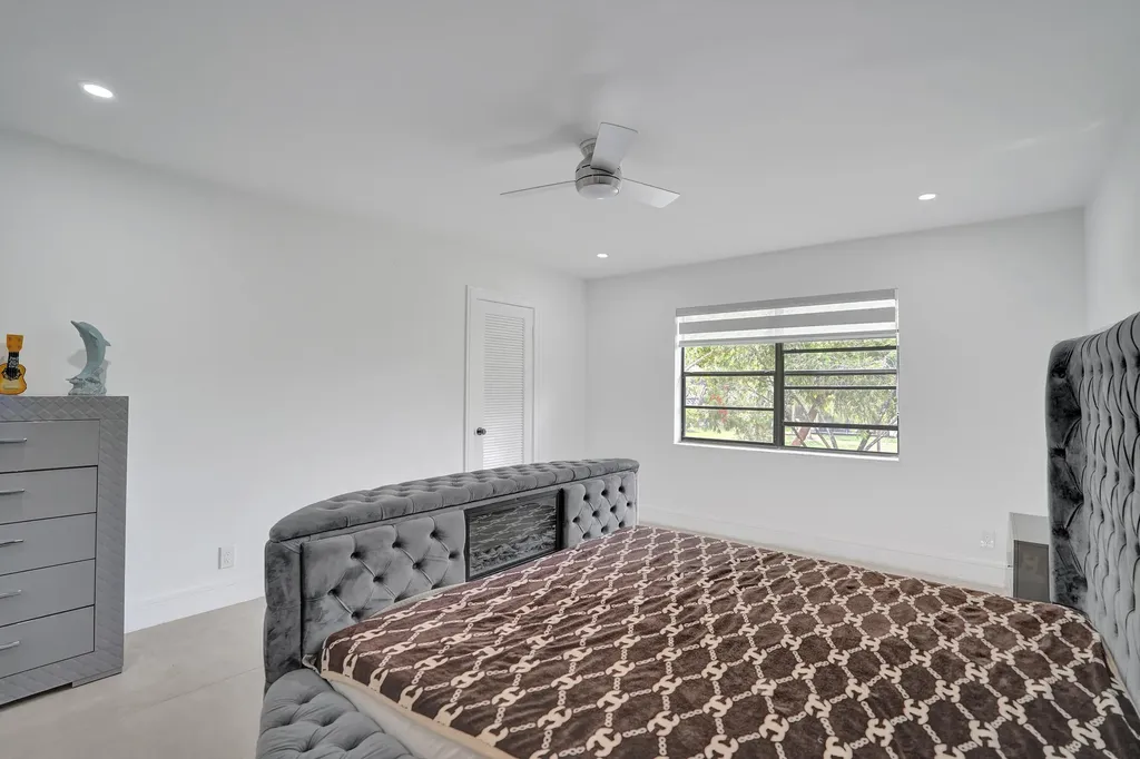 21675 Tall Palm Circle Boca Raton FL 33433