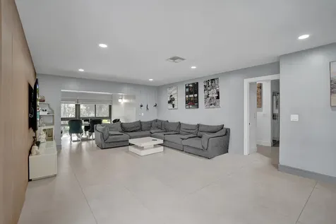 21675 Tall Palm Circle Boca Raton FL 33433