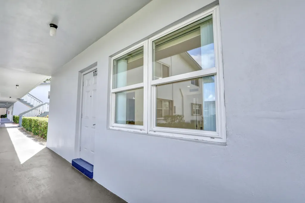 172 Norwich H West Palm Beach FL 33417