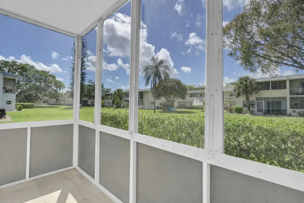172 Norwich H West Palm Beach FL 33417