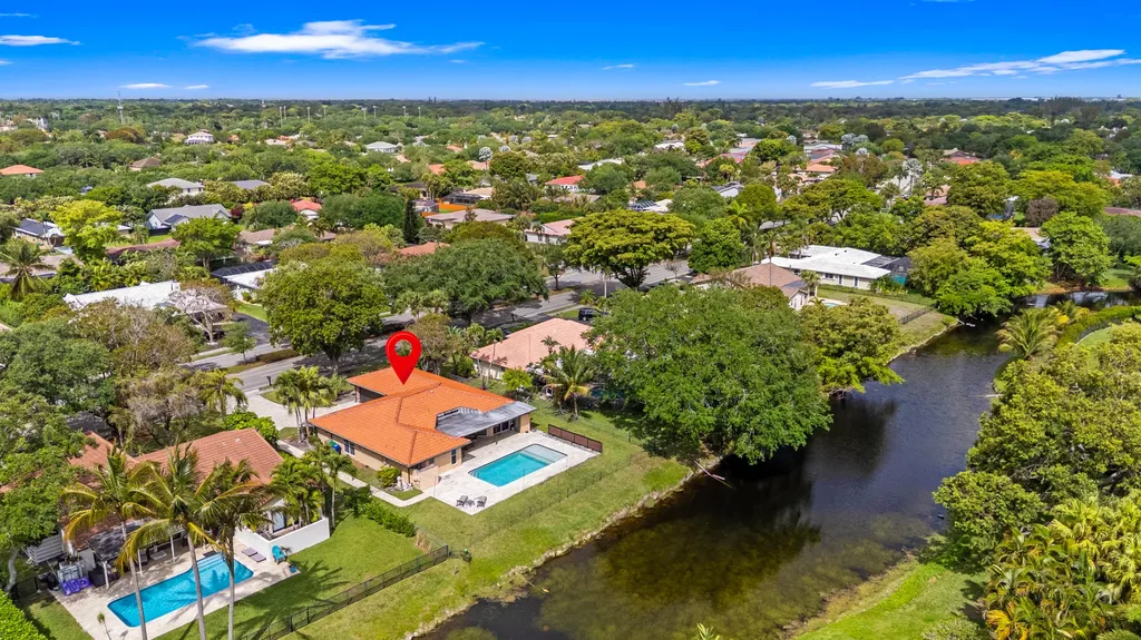 10027 Ramblewood Drive Coral Springs FL 33071
