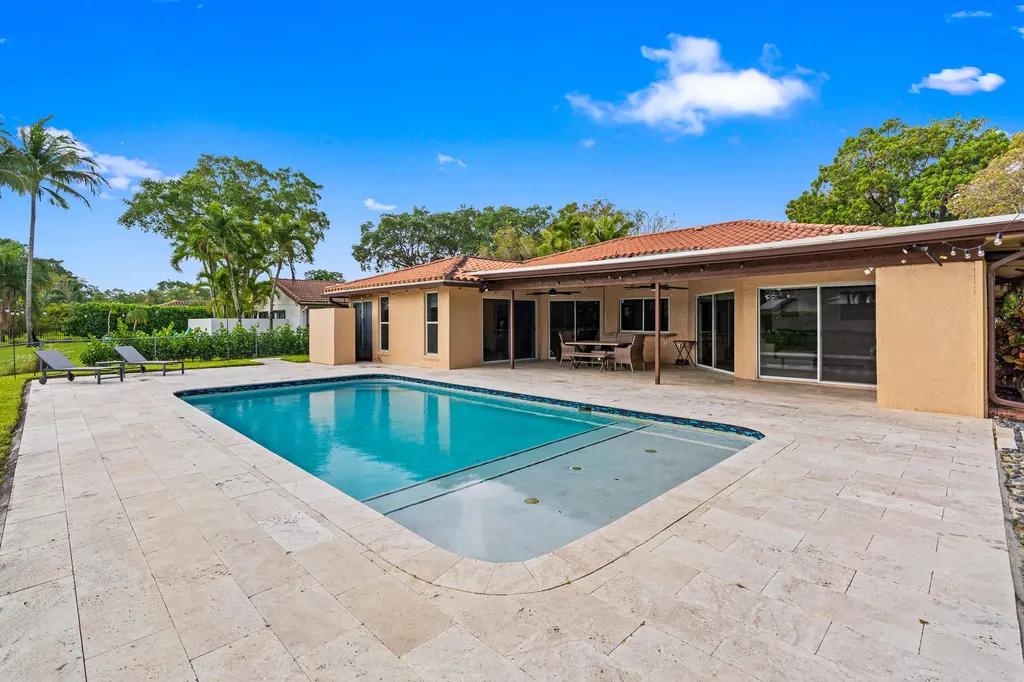 10027 Ramblewood Drive Coral Springs FL 33071