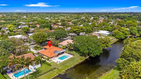 10027 Ramblewood Drive Coral Springs FL 33071