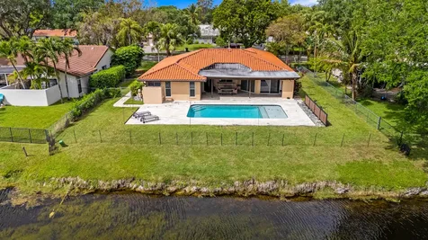 10027 Ramblewood Drive Coral Springs FL 33071