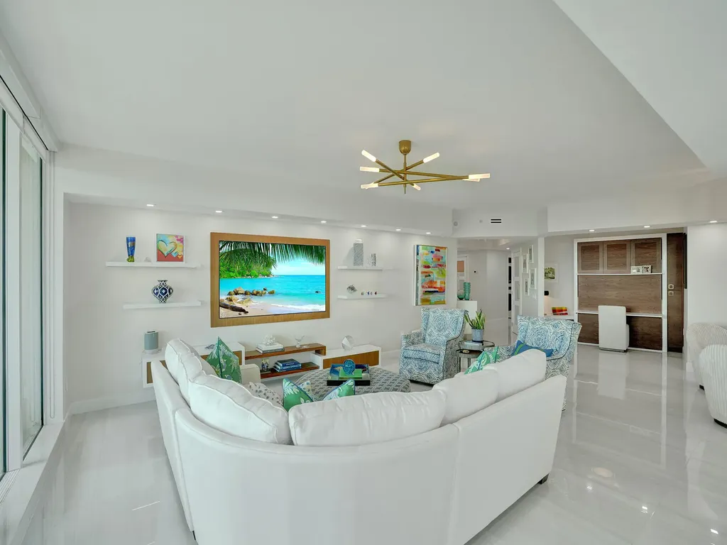 411 N New River Drive Drive E Fort Lauderdale FL 33301