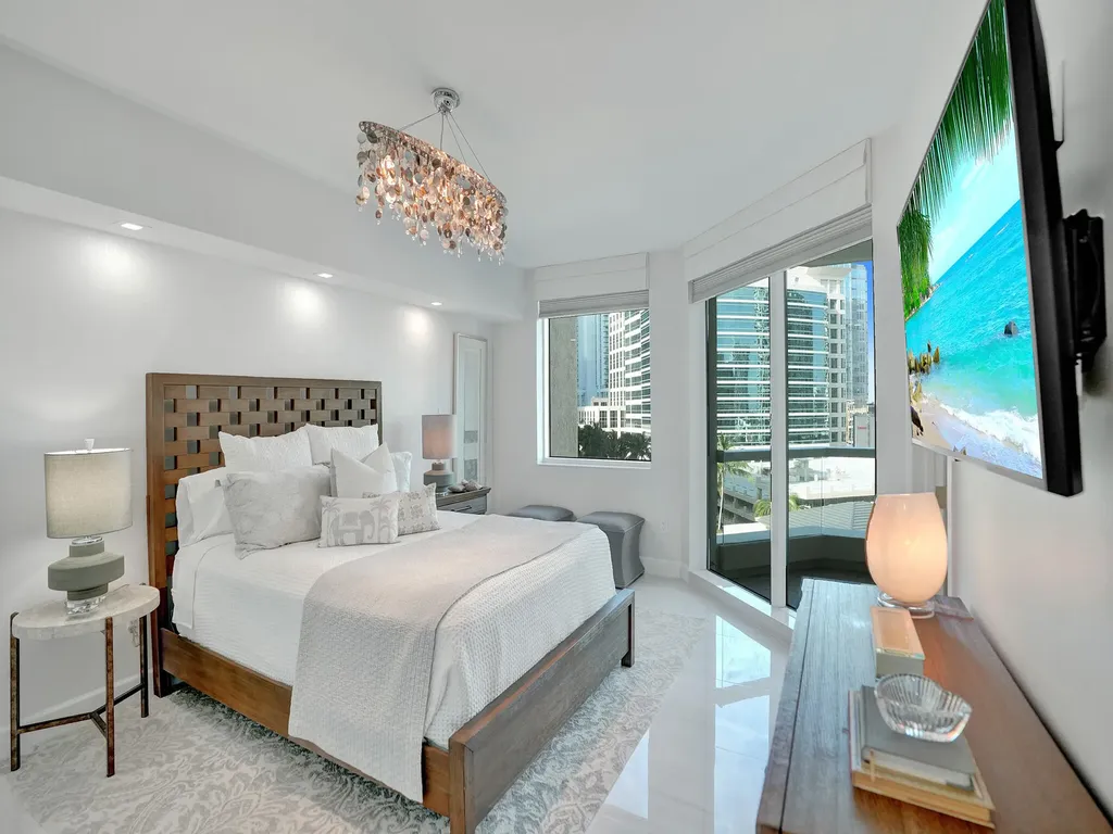 411 N New River Drive Drive E Fort Lauderdale FL 33301