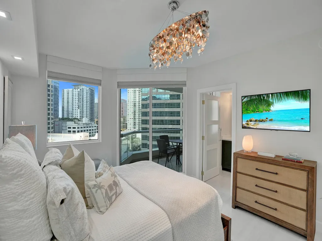 411 N New River Drive Drive E Fort Lauderdale FL 33301
