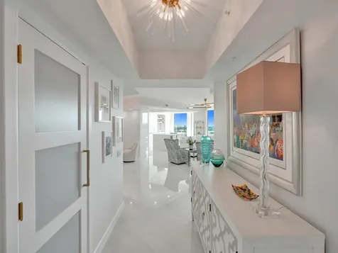 411 N New River Drive Drive E Fort Lauderdale FL 33301
