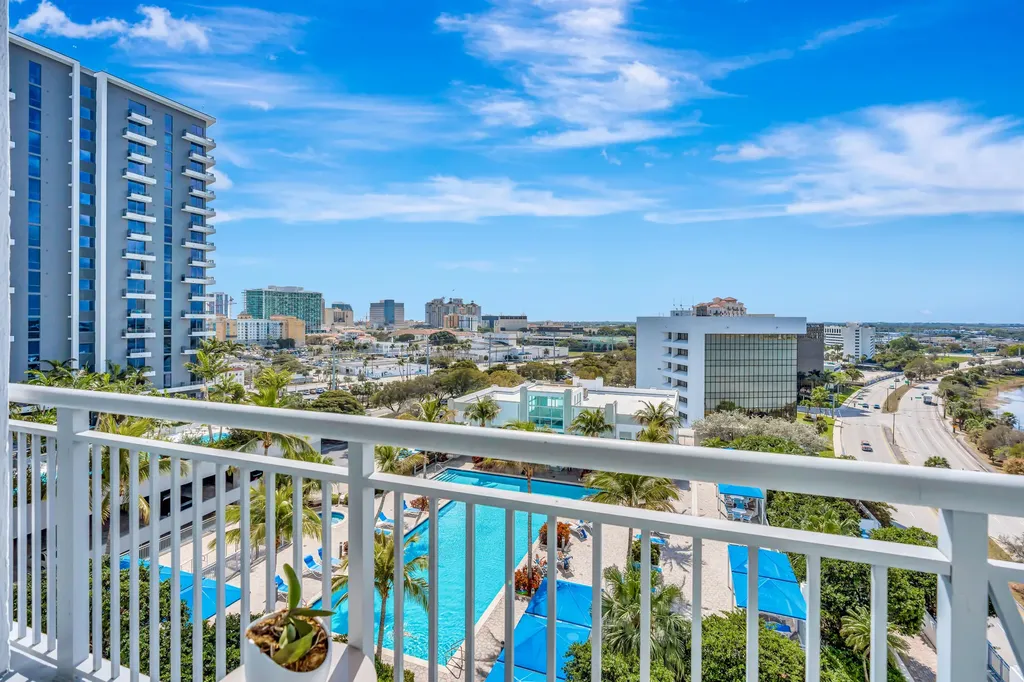 300 S Australian Avenue West Palm Beach FL 33401