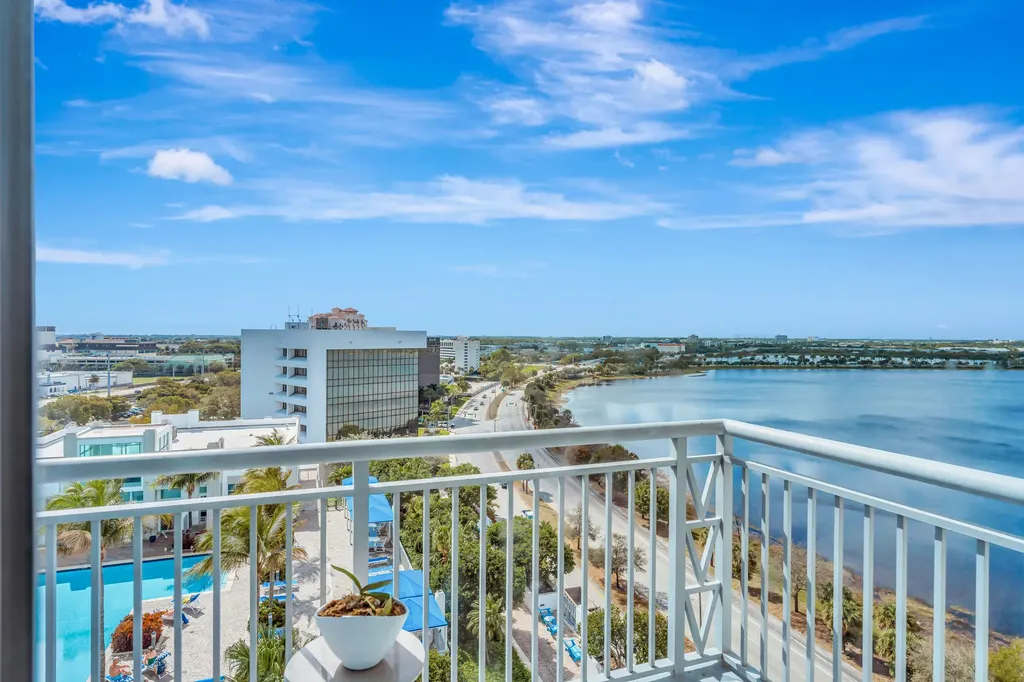 300 S Australian Avenue West Palm Beach FL 33401