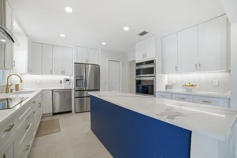 2281 SE 11th Street Pompano Beach FL 33062