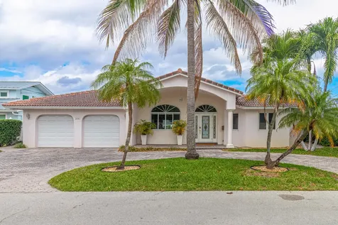 2281 SE 11th Street Pompano Beach FL 33062