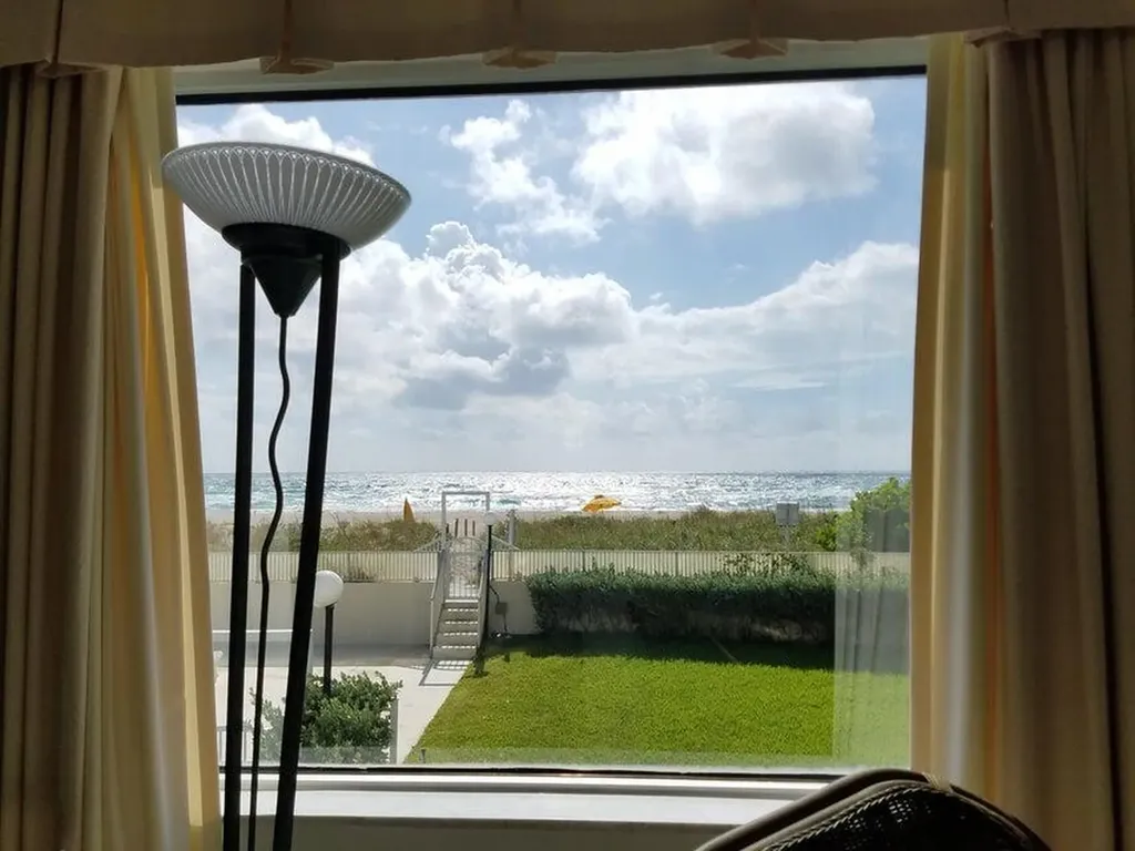 2565 S Ocean Boulevard Palm Beach FL 33480