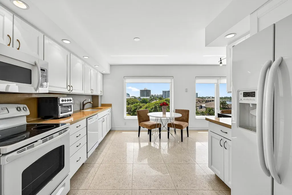 600 S Ocean Boulevard Boca Raton FL 33432