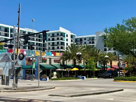 140 S Dixie Highway Hollywood FL 33020