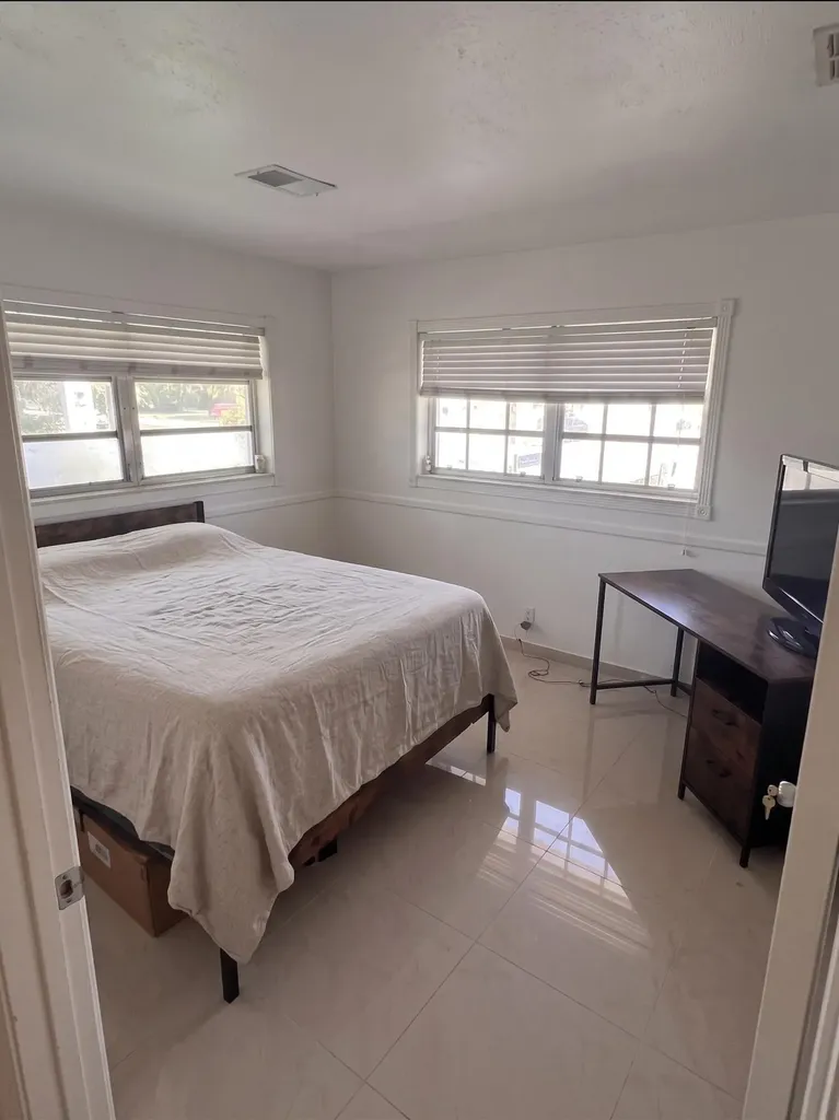 1230 NE 26th Terrace Pompano Beach FL 33062
