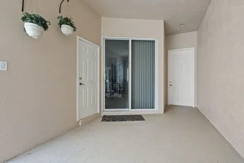 635 SW Munjack Cove Port St Lucie FL 34986