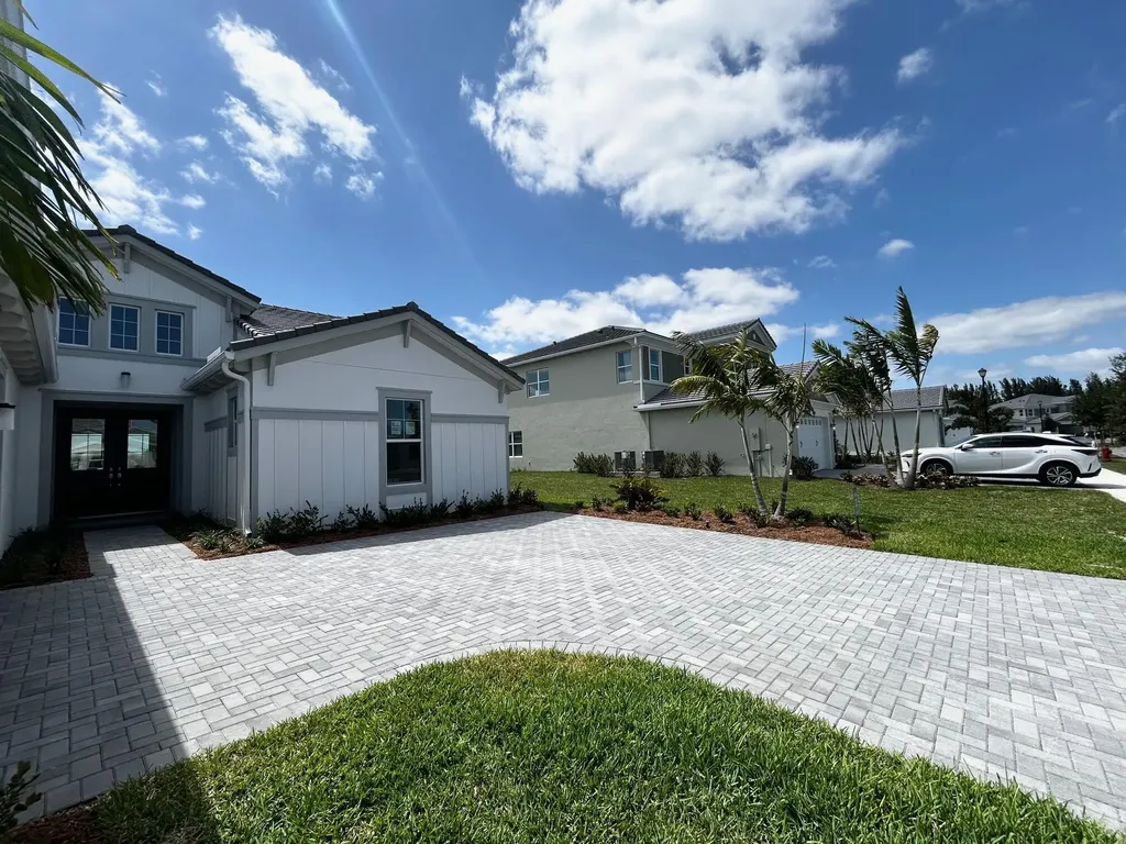 15192 Wildwood Circle Westlake FL 33470