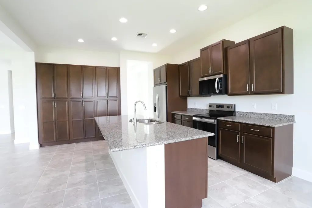 15192 Wildwood Circle Westlake FL 33470